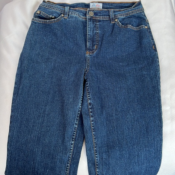 Denim & Co Jeans size 6 EUC Never worn Dark Blue Wash / Bundle & Save 30 % NWOT - Picture 4 of 9